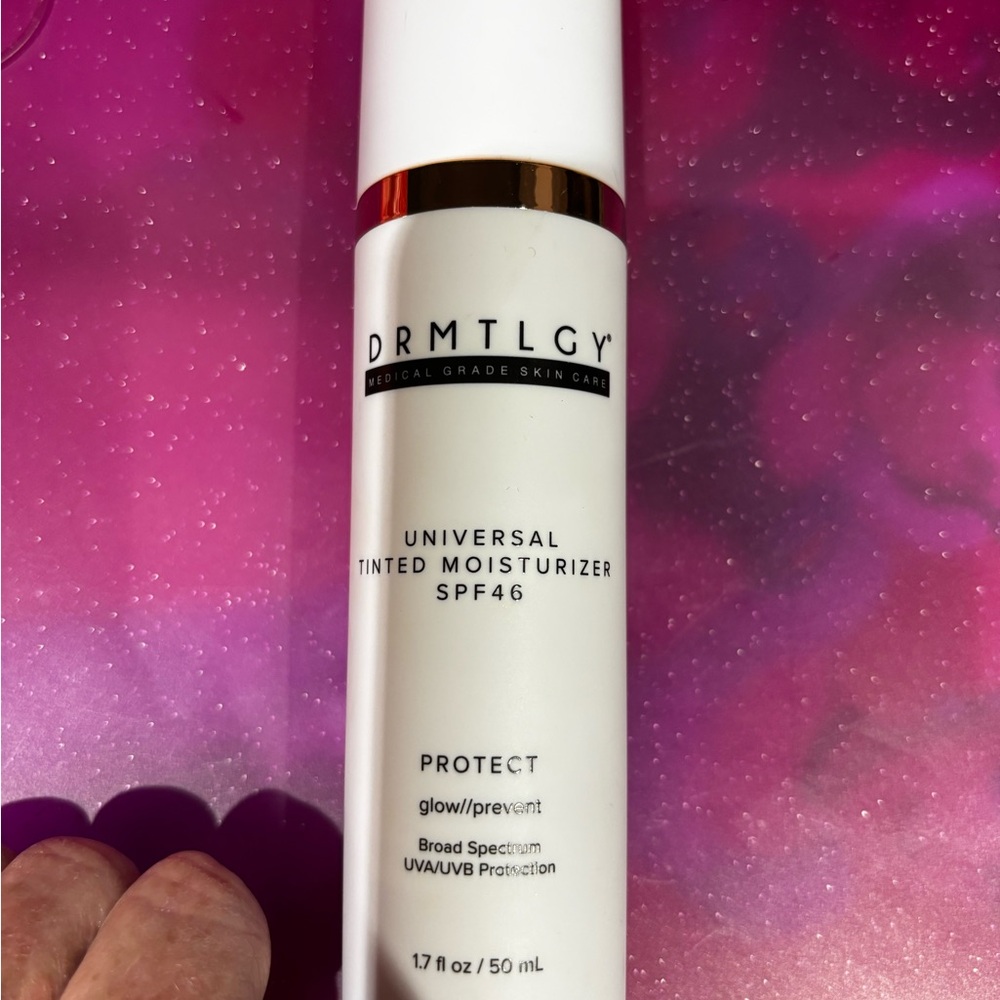 DRMTLGY Universal Tinted Moisturizer SPF 46
